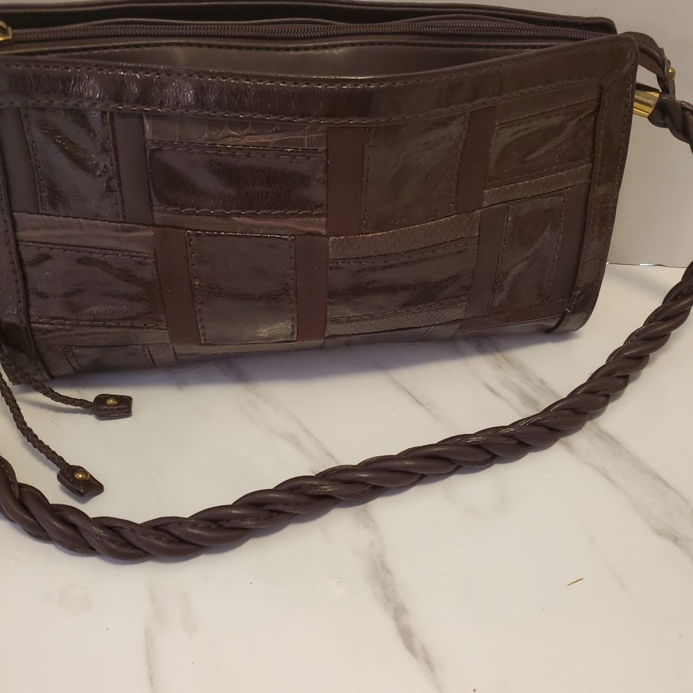 Brown Leather Shoulderbag By Relic